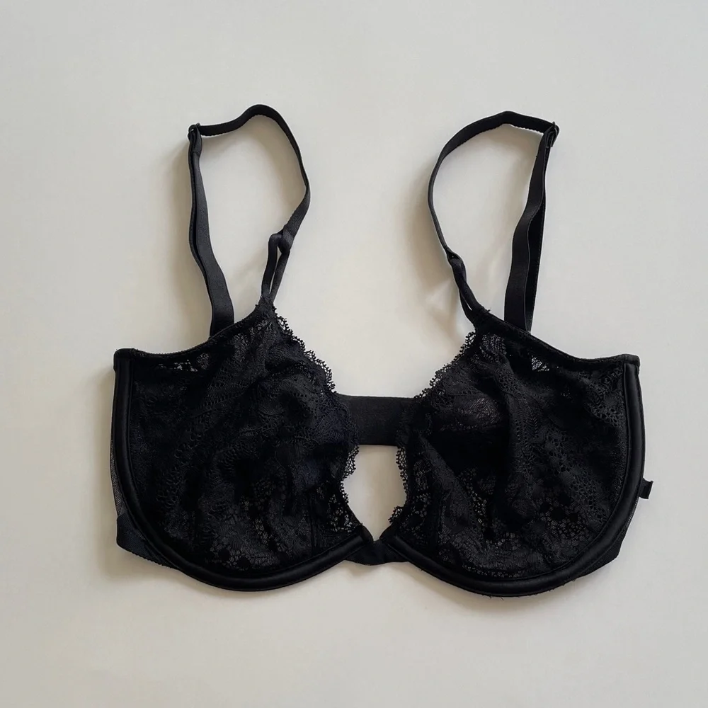 Victoria’s Secret Lace Bra Unlined Demi Underwire Non Padded Bra Black